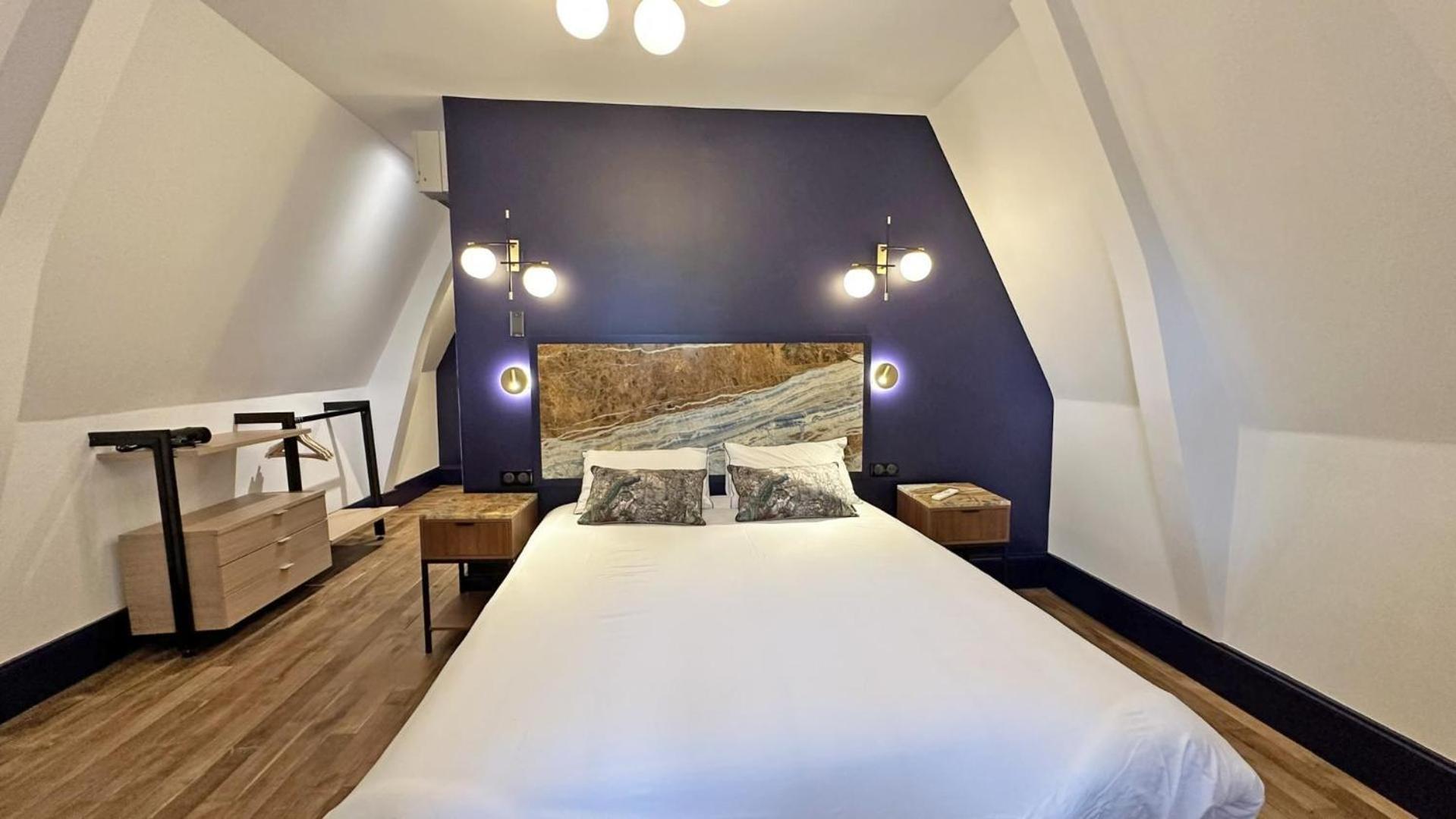 Le Manoir Des Perrieres Bed & Breakfast Rochechouart Ngoại thất bức ảnh