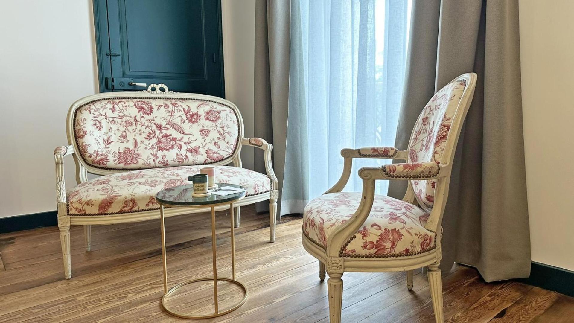 Le Manoir Des Perrieres Bed & Breakfast Rochechouart Ngoại thất bức ảnh